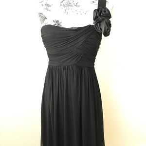 NIce one shoulder black dress with flower detail